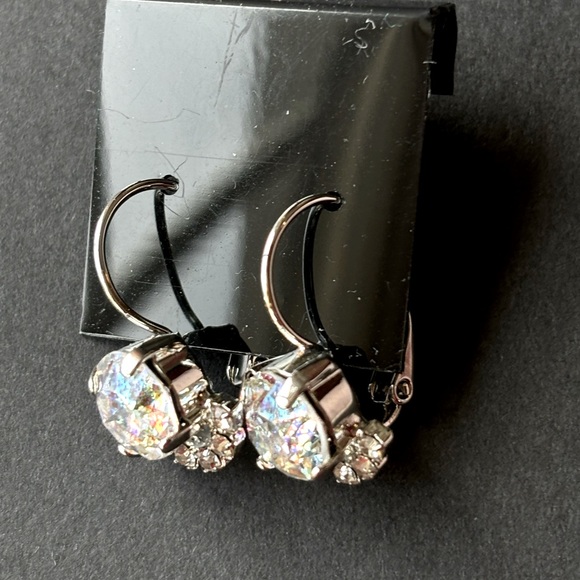 Sabika-Inspired Earrings-NWT - Picture 7 of 7